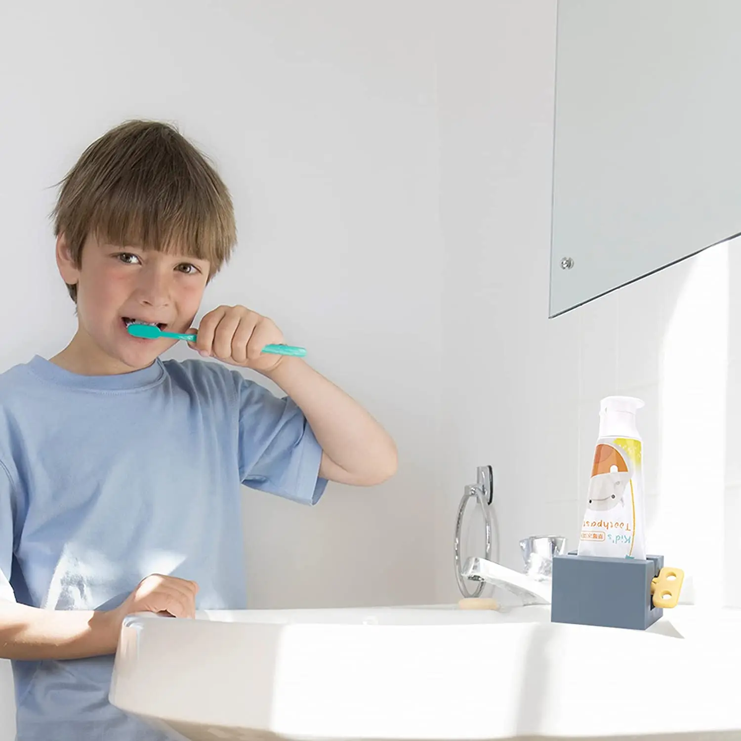 1/2PCS מסחטת משחת שיניים, גלגול צינור חלבית עם מטפל בעל לעמוד אמבטיה ארגונית,חוסך וקרמים בארבעה צבעים.