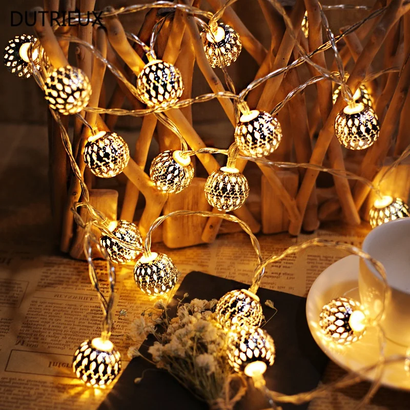 תאורת LED שרשרת מרוקו כדור ברזל חלול כדורים קטנים מחרוזת פסטיבל חג המולד חצר חיצונית מנורה דקורטיבית